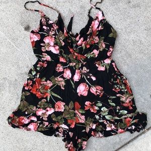 Laura’s Boutique Romper